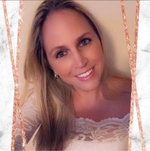 Meet your Posher, Cherie